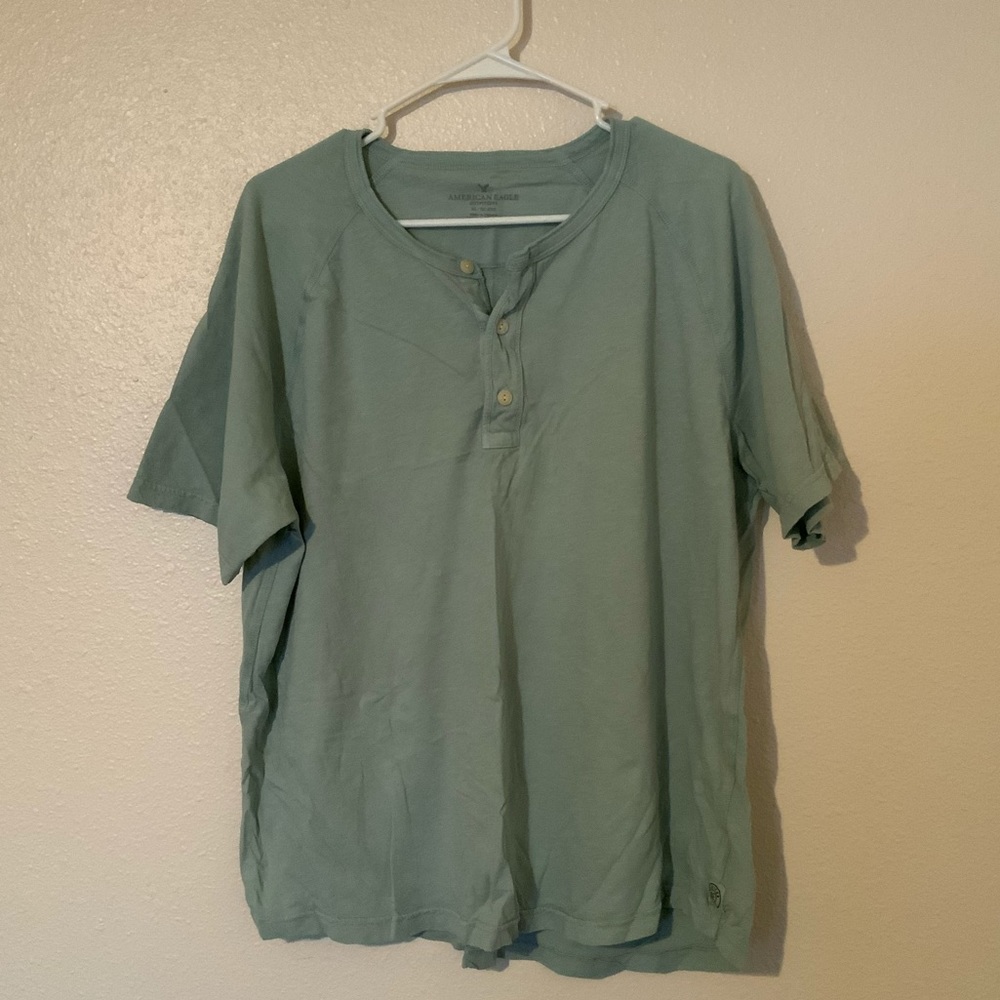 American Eagle Aqua Short Sleeve Henley